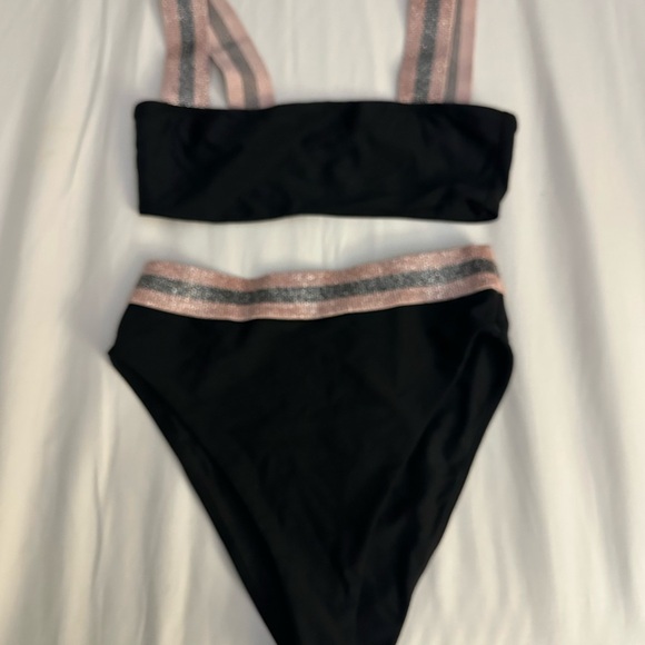 TULAROSA Otto Bikini in Black - Picture 2 of 5